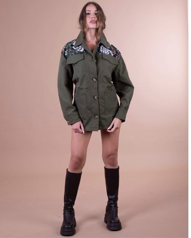 CLARA giacca verde militare con applicazioni
